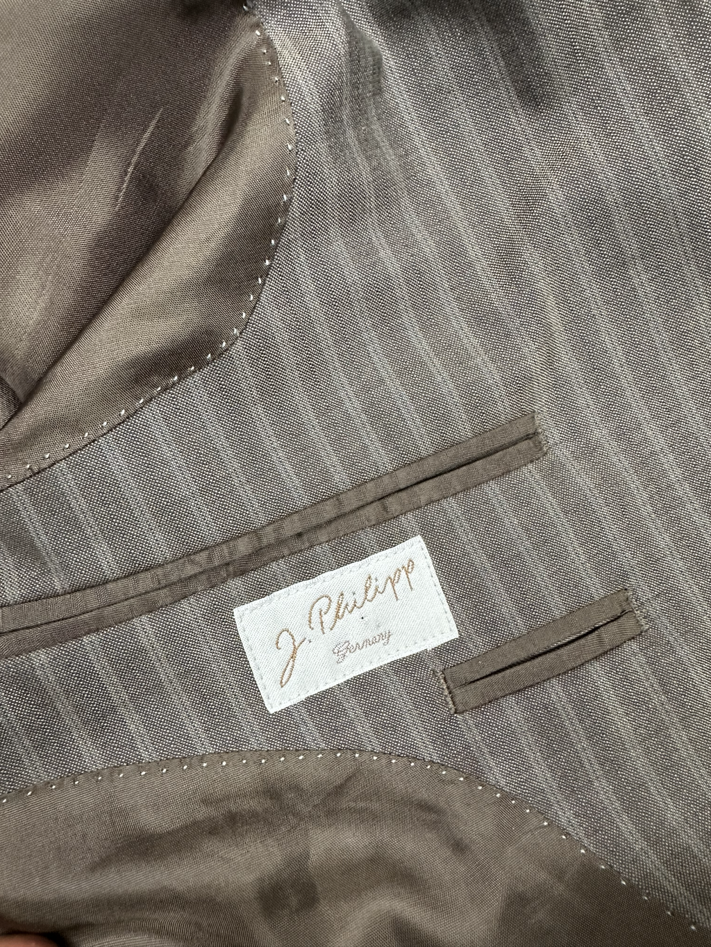 J. Philipp (Germany) – Sakko | Olive Wool Blend • Beige Stripes (EU 54 Short / 27)